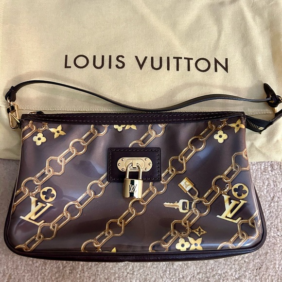 NWT Louis Vuitton Limited Edition Brown Monogram Charms Pochette - Picture 5 of 6